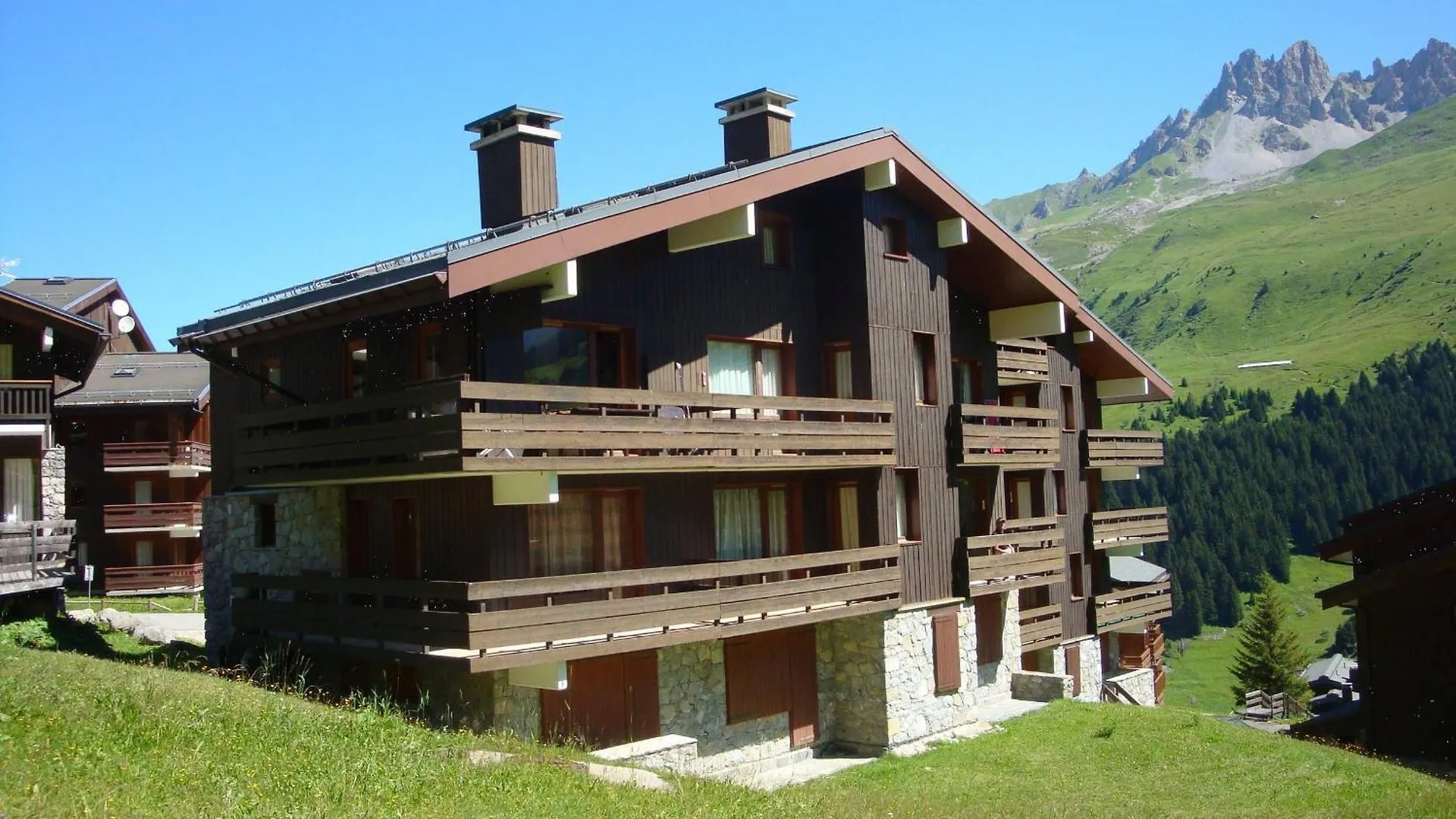 Apartment Meribel Mottaret : Appart. Confortable 2 Ch, Balcon, Ski-In/Ski-Out - Fr-1-355-50
