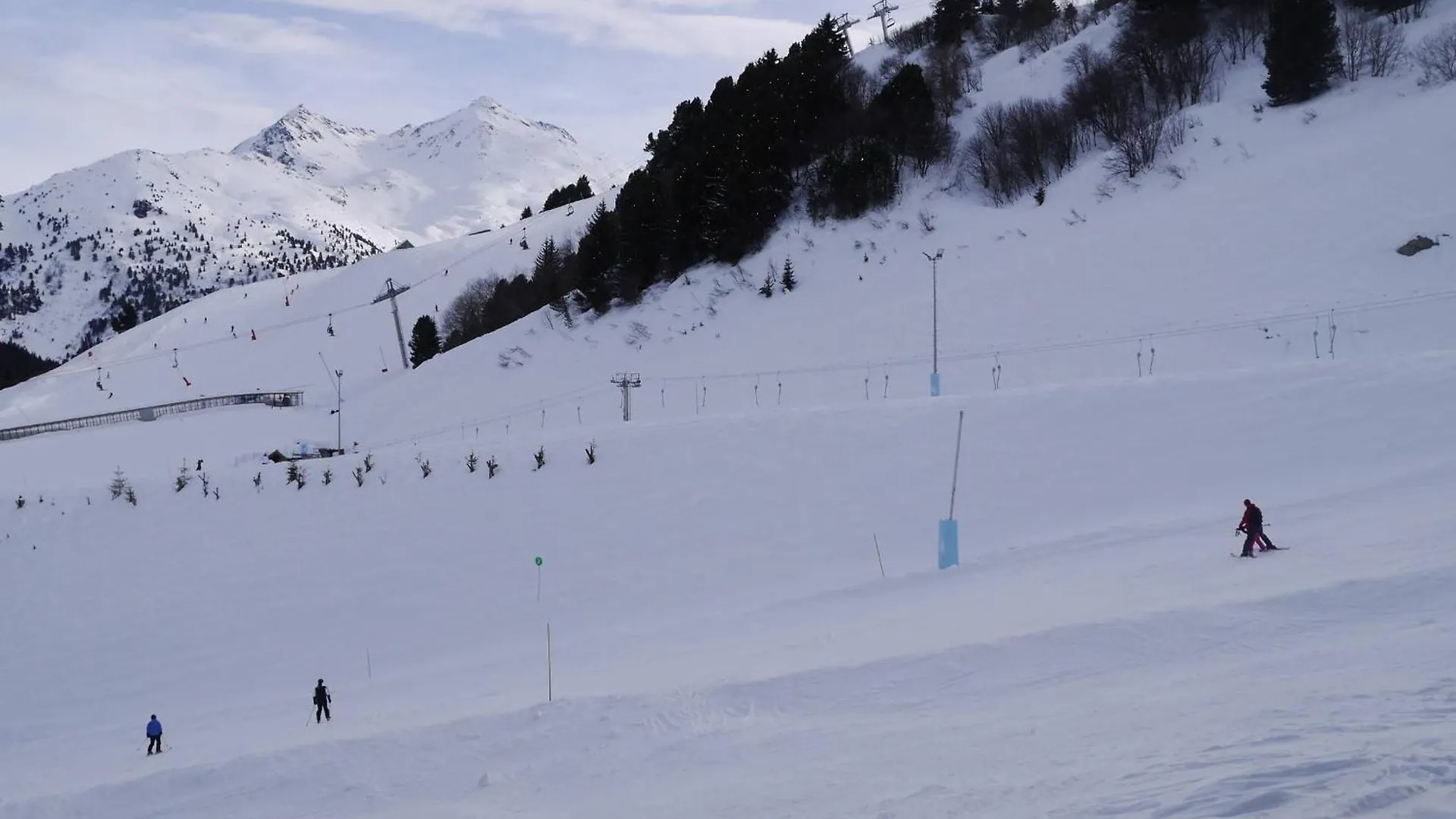 Meribel Mottaret : Appart. Confortable 2 Ch, Balcon, Ski-In/Ski-Out - Fr-1-355-50 0*,  France