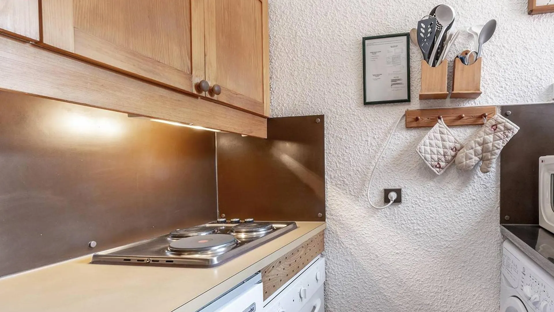 Meribel Mottaret : Appart. Confortable 2 Ch, Balcon, Ski-In/Ski-Out - Fr-1-355-50 Apartment